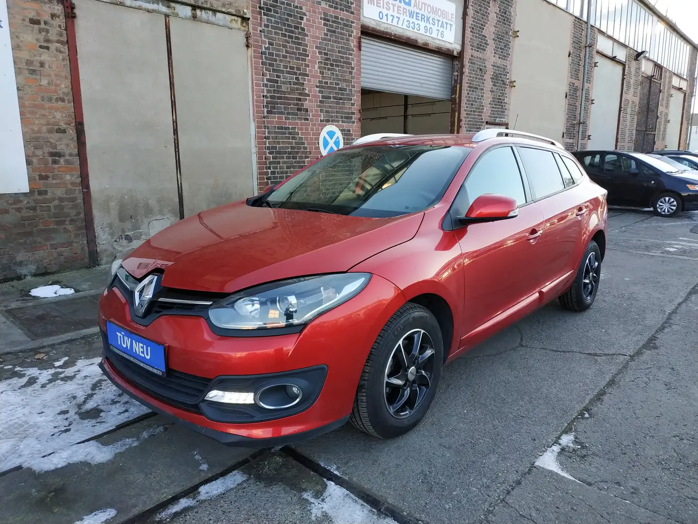 Renault Megane 1.2 Kombi/ TÜV NEU/ 8-fach bereift/ ALU/ PDC Rot - 1