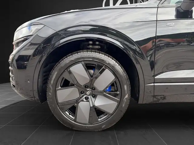 Volkswagen Touareg R eHybrid TSI 4M. Final Edition Ansicht 14