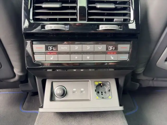 Volkswagen Touareg R eHybrid TSI 4M. Final Edition Ansicht 16