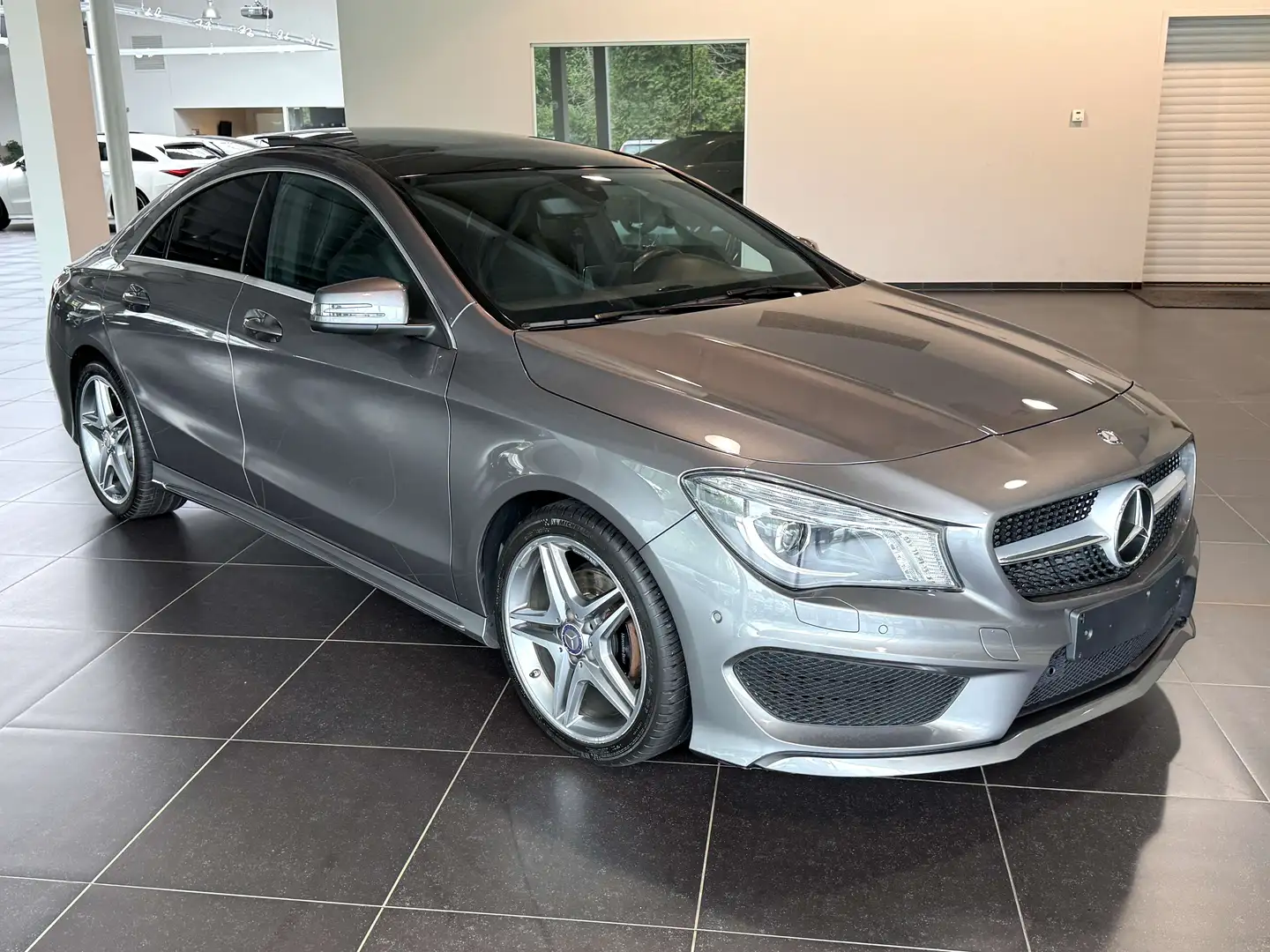 Mercedes-Benz CLA 200 CDI AMG Panorama, Memory Seats, Pdc, Led Gris - 2