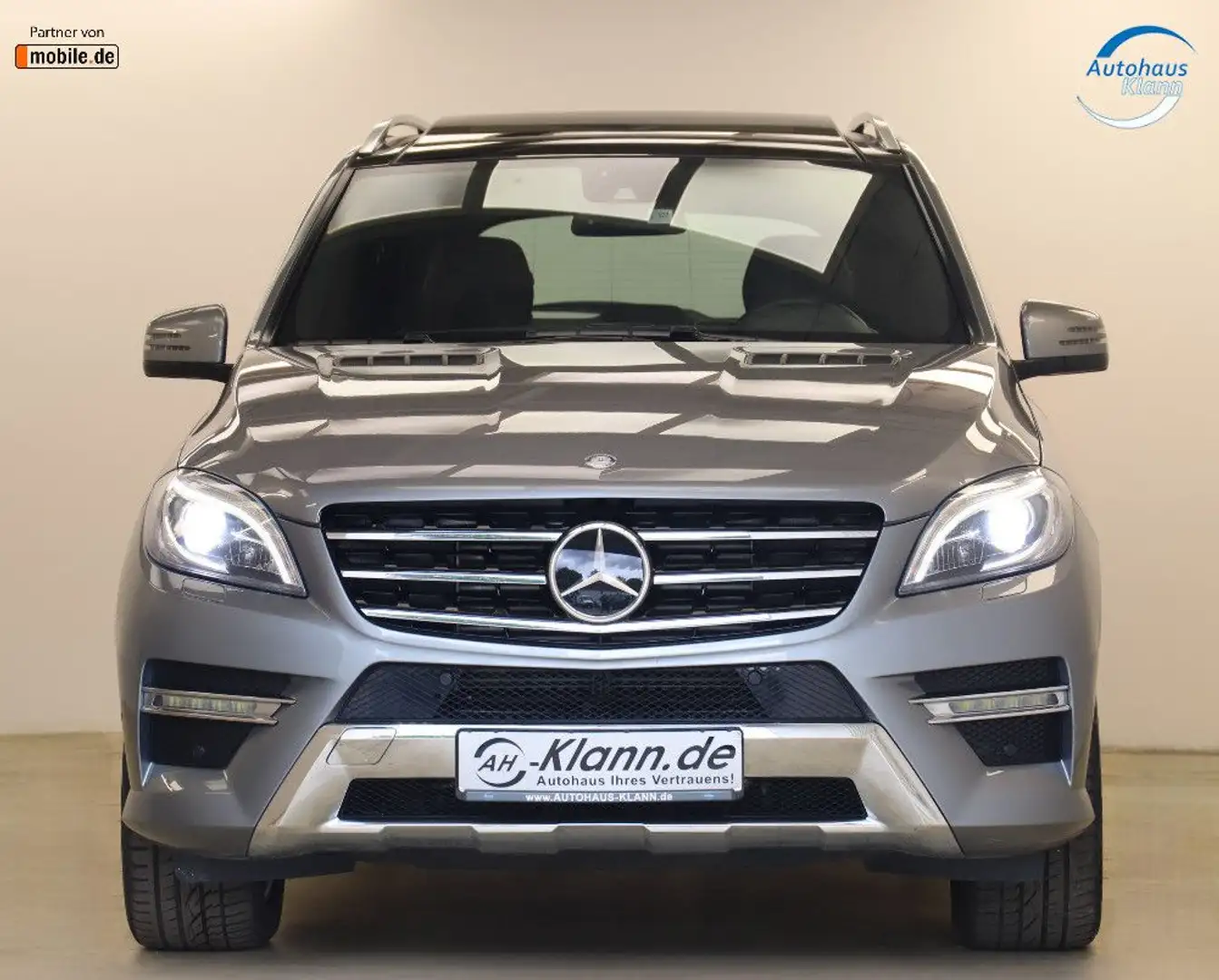 Mercedes-Benz ML 250 CDI 204PS 4Matic AMG AHK Pano ACC 1.Hand Plateado - 2