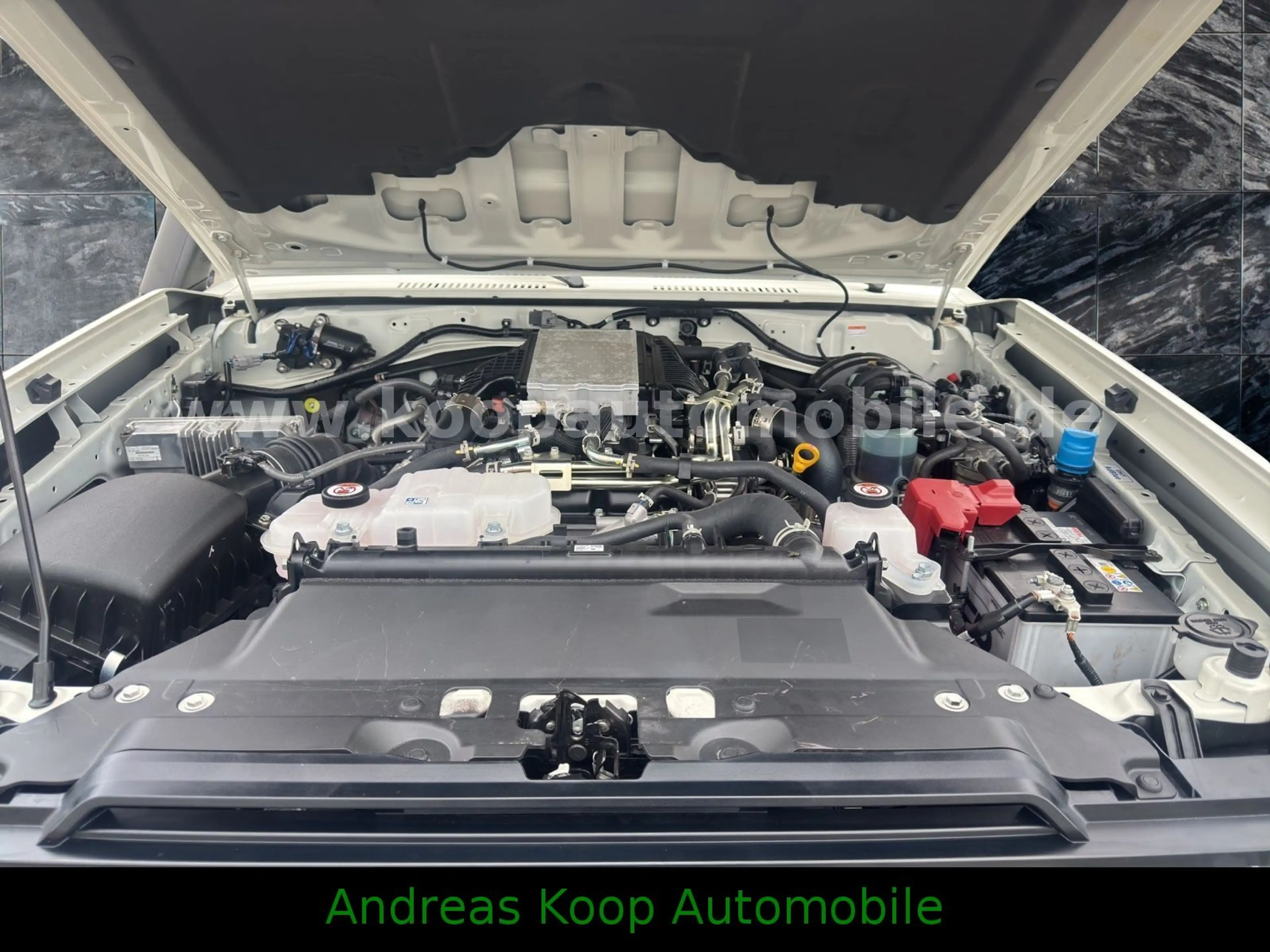 Toyota Land Cruiser GDJ 78 2,8d STD 2x90 40th Sofort — photo 14