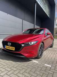 2.0 SkyActivX 180pk | Luxury | Soul Red | Bose