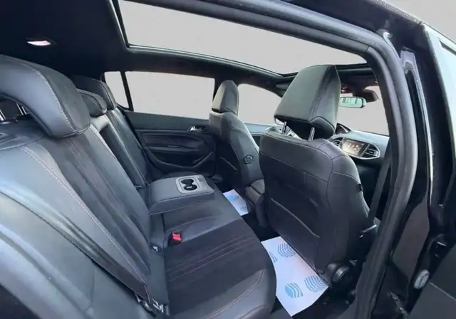 Peugeot 308 view 10