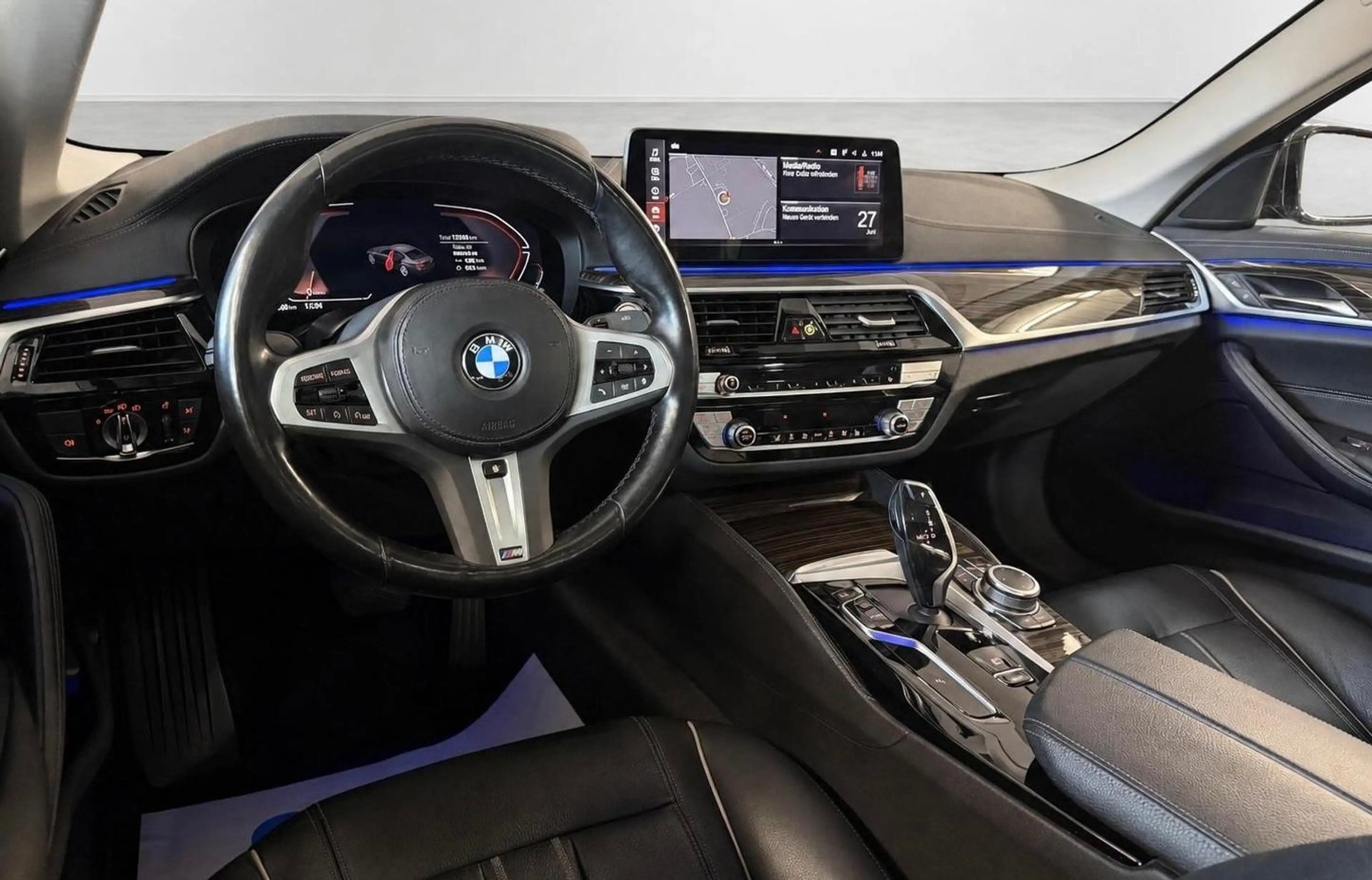 BMW 520 d xDrive Luxury HUD/SCHIEBEDACH/SOFTCLOSE — photo 9