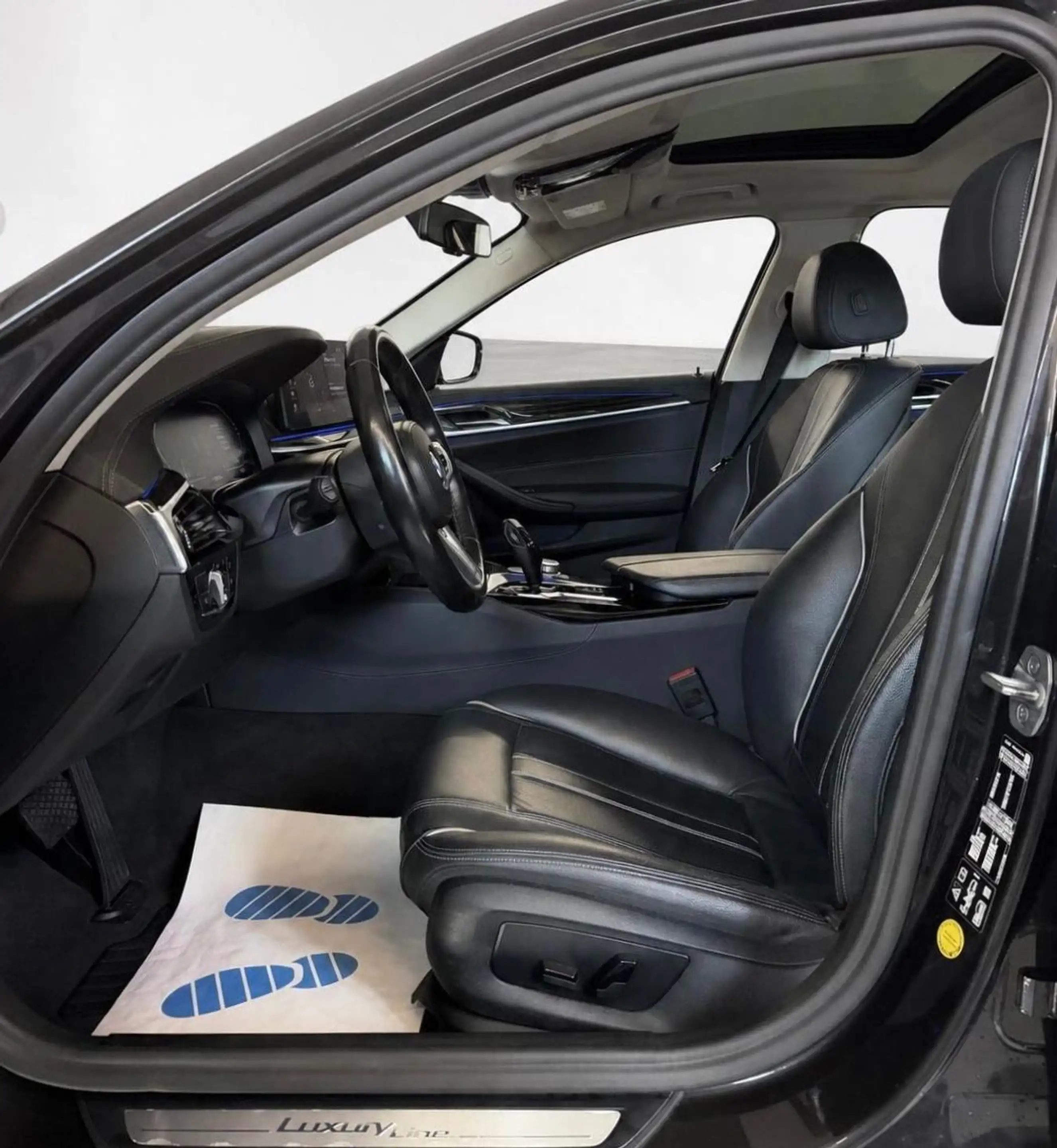 BMW 520 d xDrive Luxury HUD/SCHIEBEDACH/SOFTCLOSE — photo 10