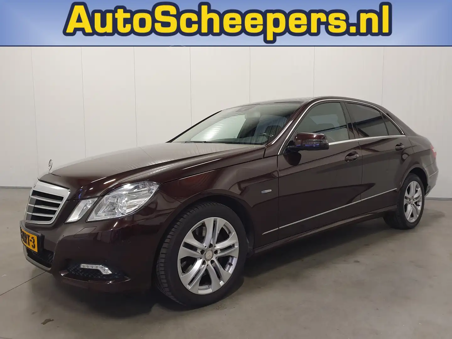 Mercedes-Benz E 250 CGI Business Class Avantgarde CAMERA/BLIS/LANE-ASS Braun - 1