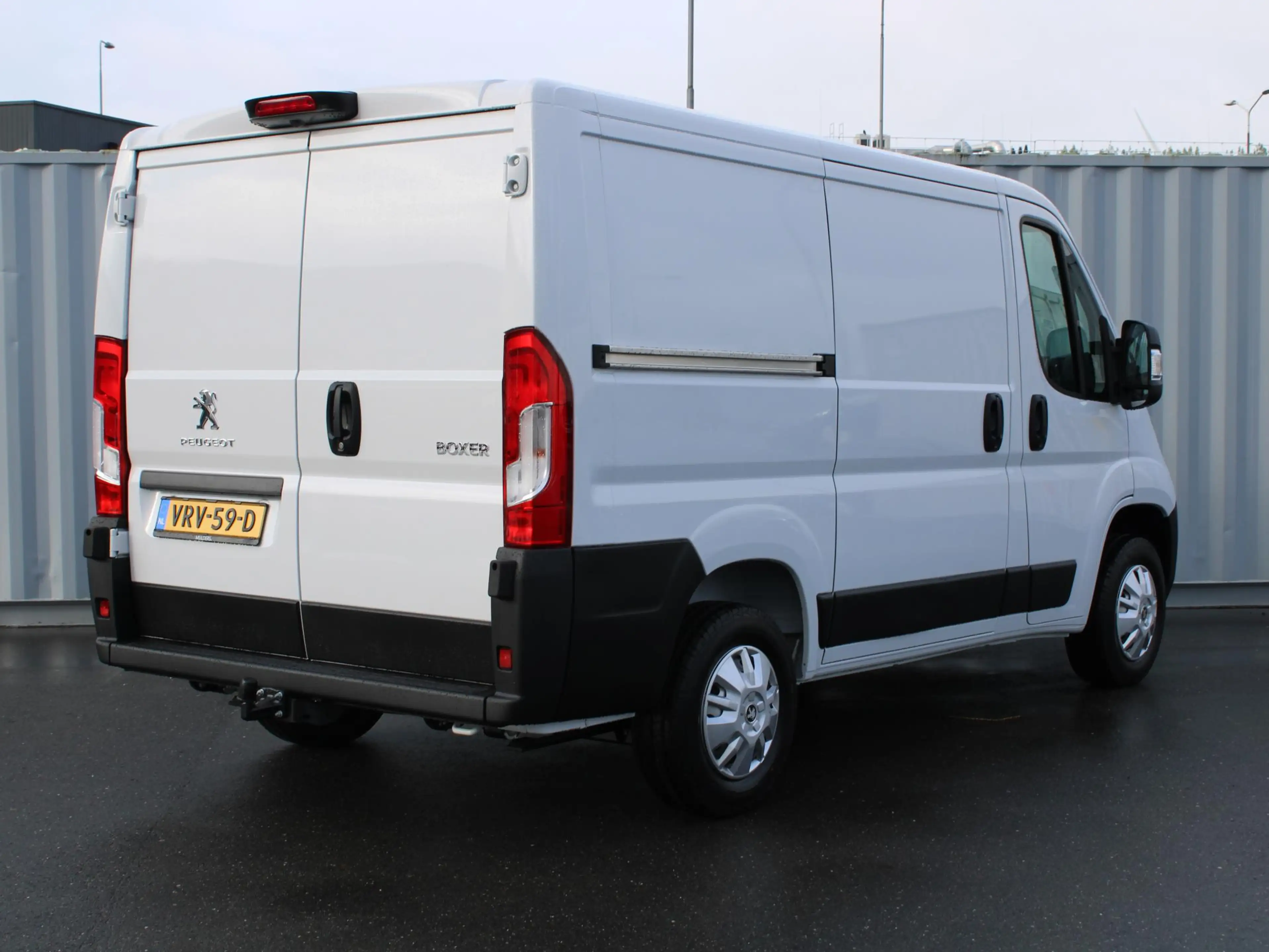 Peugeot Boxer 330 2.2 BlueHDi 120 L1H1 Asphalt TREKHAAK/NAVI/HEA — photo 7