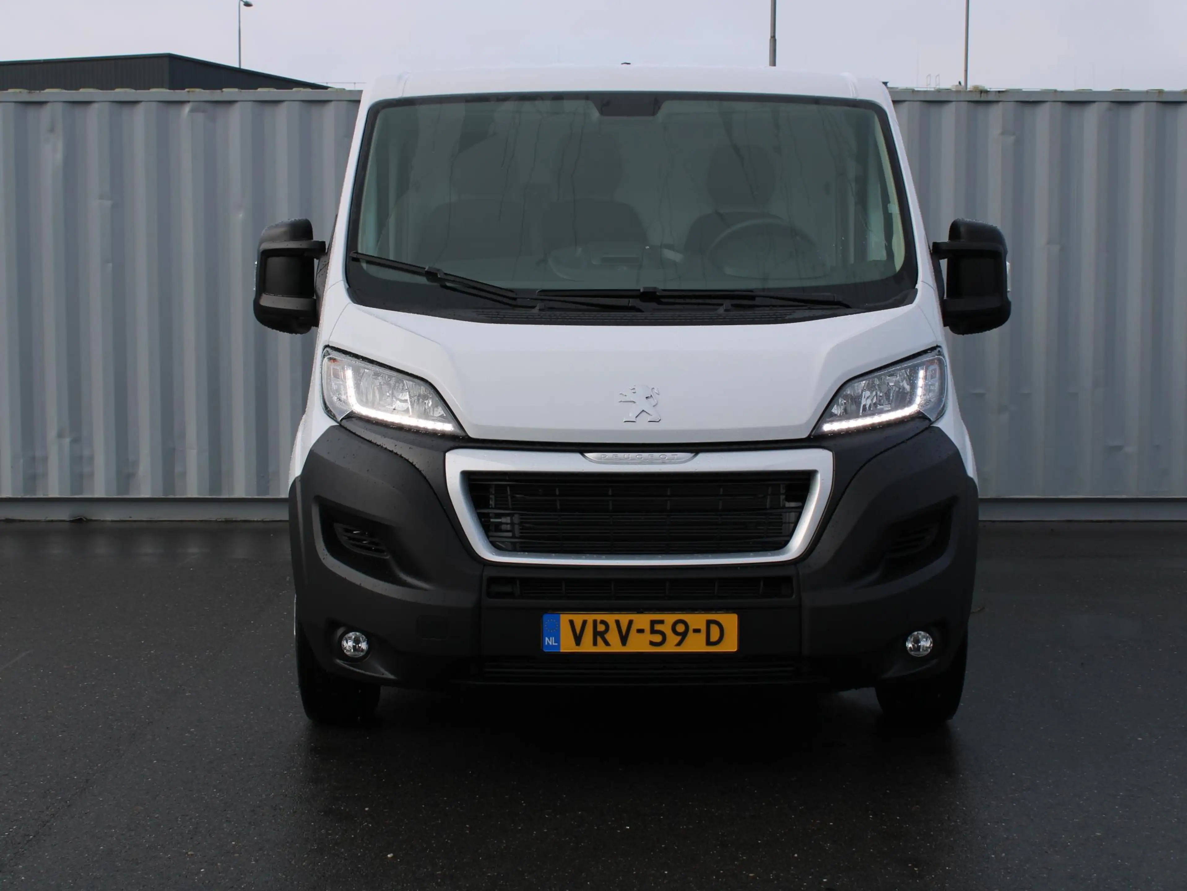 Peugeot Boxer 330 2.2 BlueHDi 120 L1H1 Asphalt TREKHAAK/NAVI/HEA — photo 2