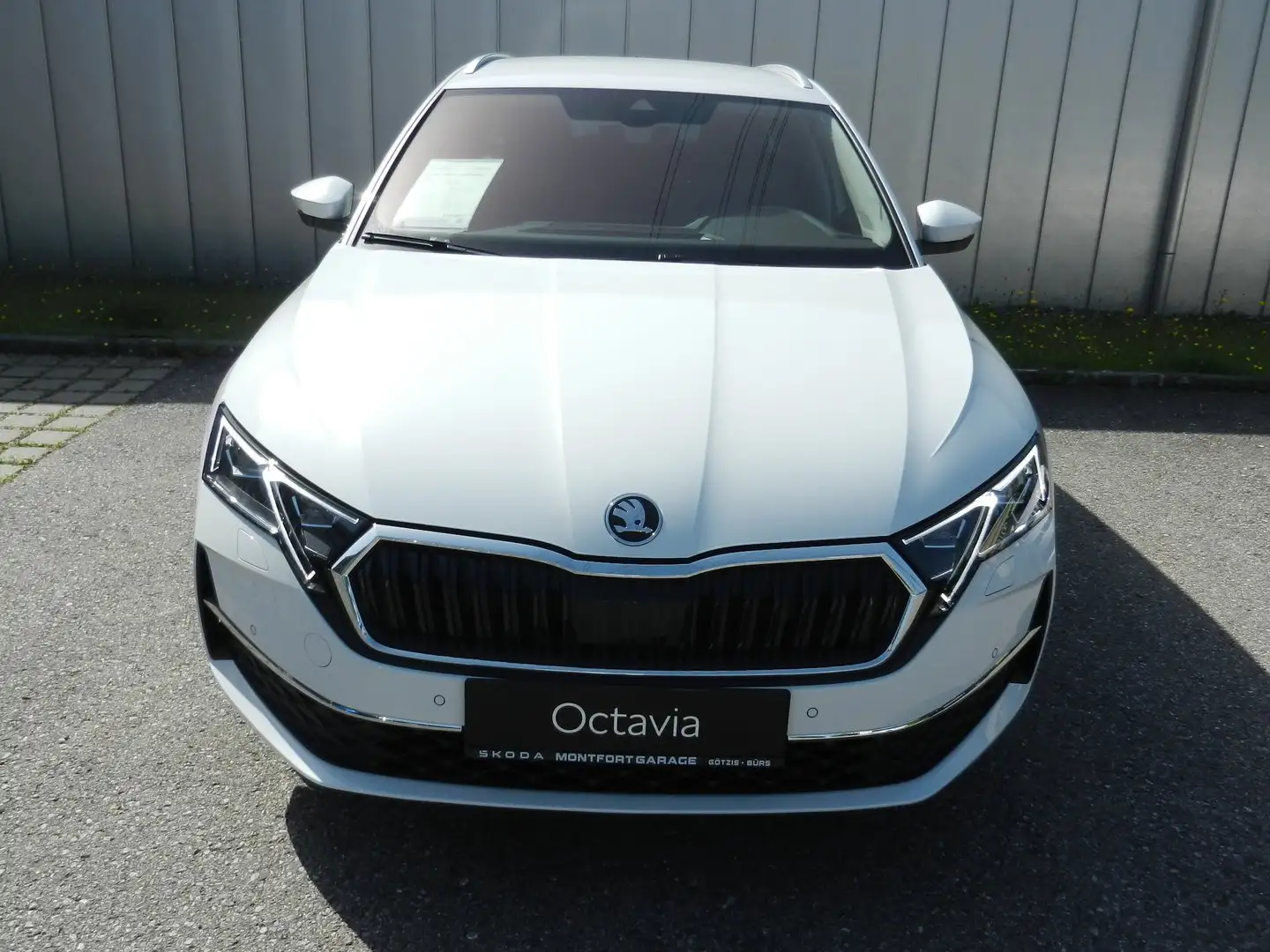 Skoda Octavia Selection TDI DSG Blanc - 2