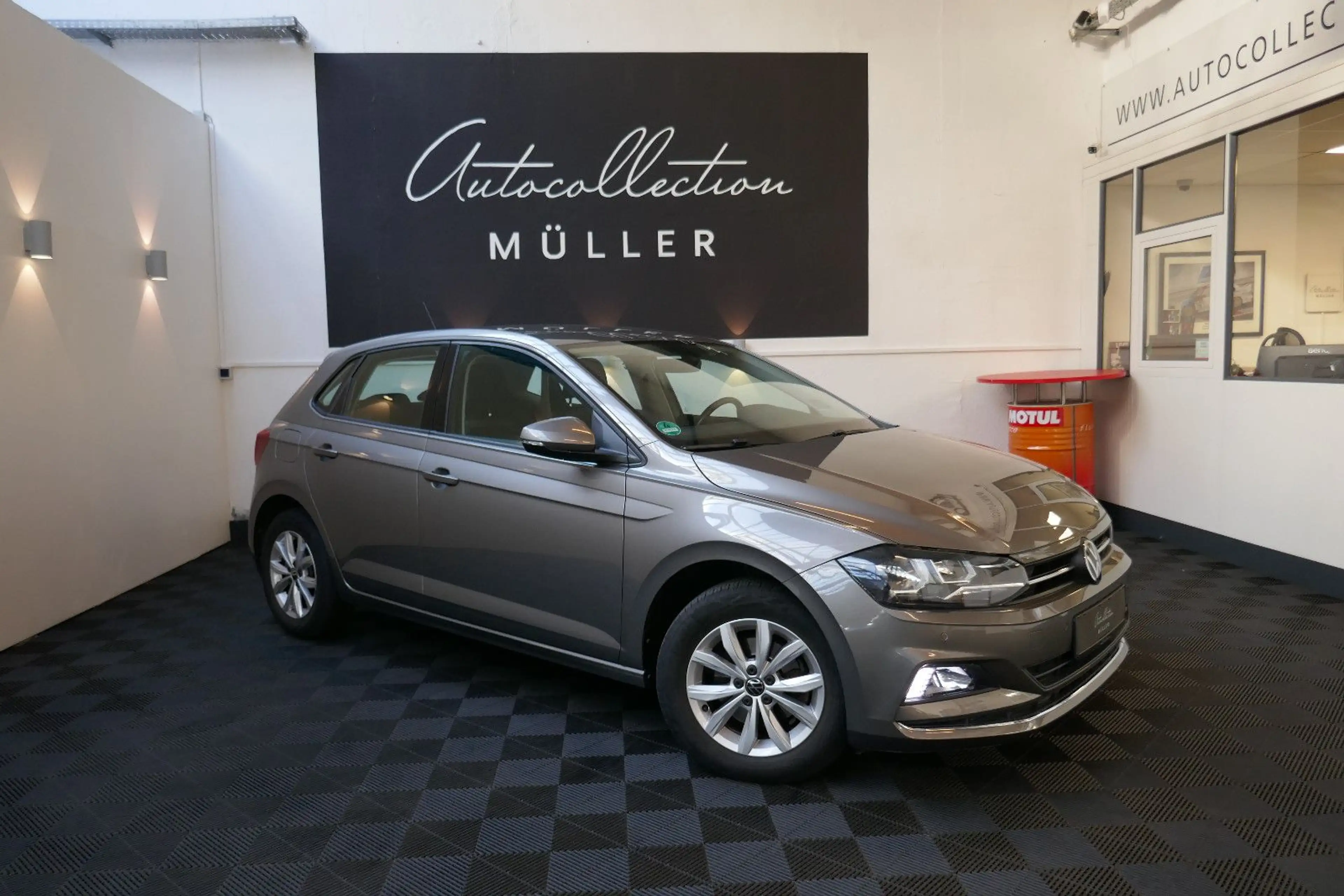 Volkswagen Polo VI Highline *NUR 59tkm*2.Hd.*AUTOMATIK* — photo 7