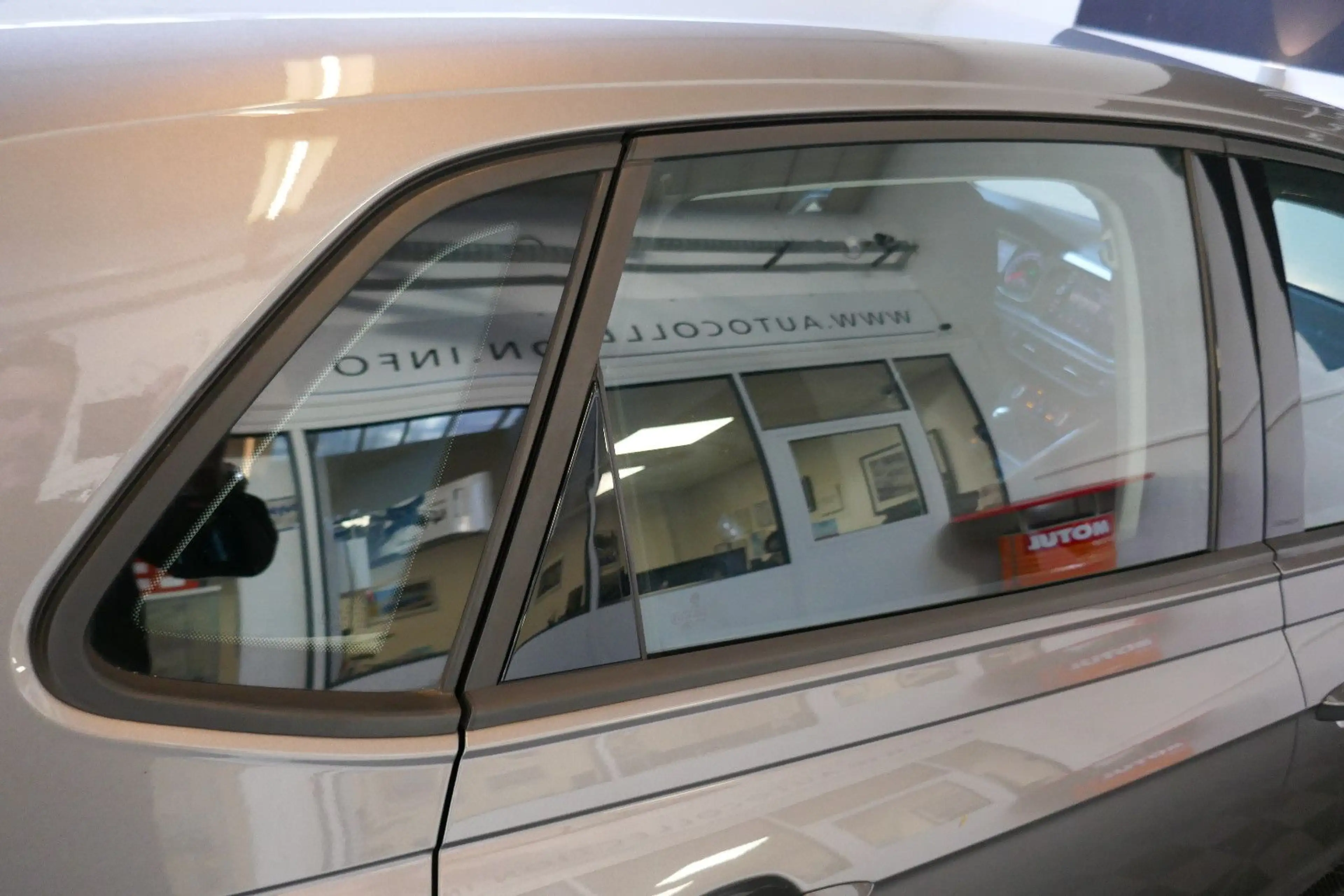 Volkswagen Polo VI Highline *NUR 59tkm*2.Hd.*AUTOMATIK* — photo 12