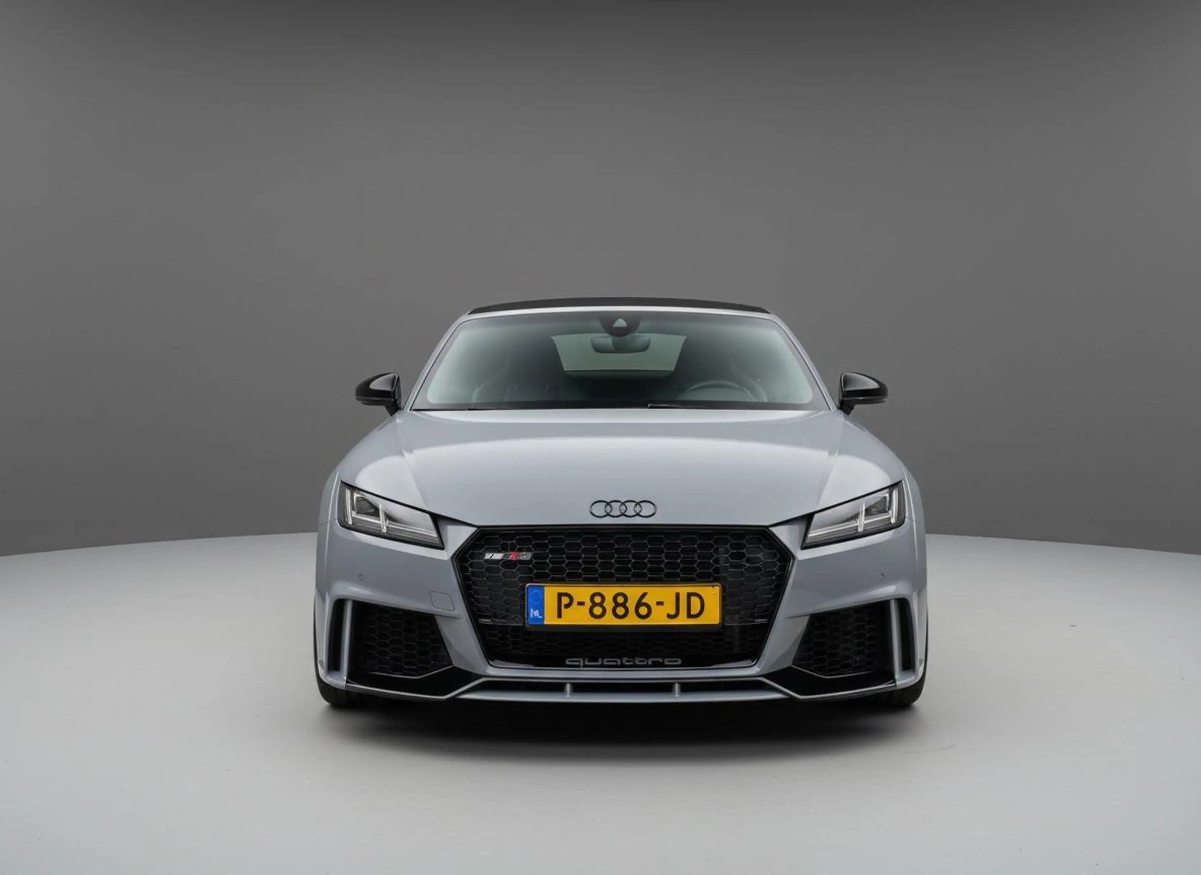 Audi TT RS Roadster TT quattro — photo 2
