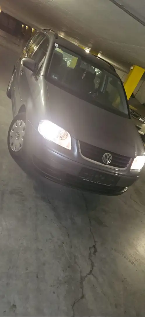 Volkswagen Touran Trendline 1,6 - 1