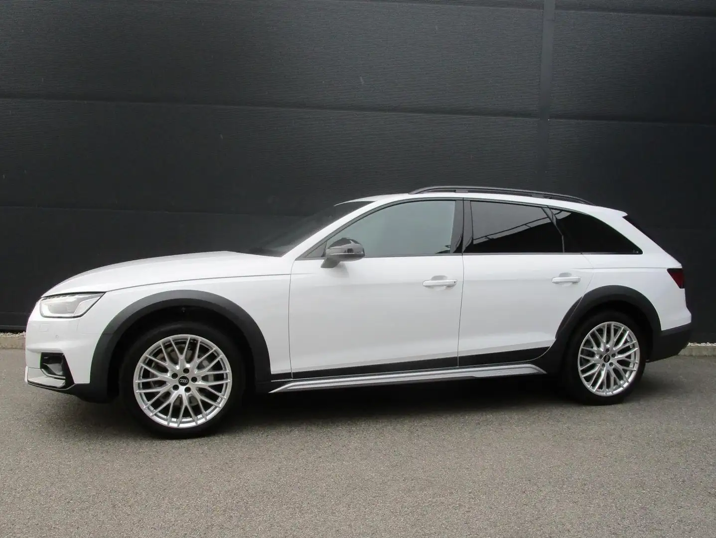 Audi A4 allroad 40 TDI quattro Weiß - 2