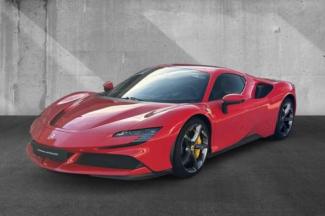 Ferrari SF90 Spider belüftete Sitze*Nackenhzg*Lift*JBL*