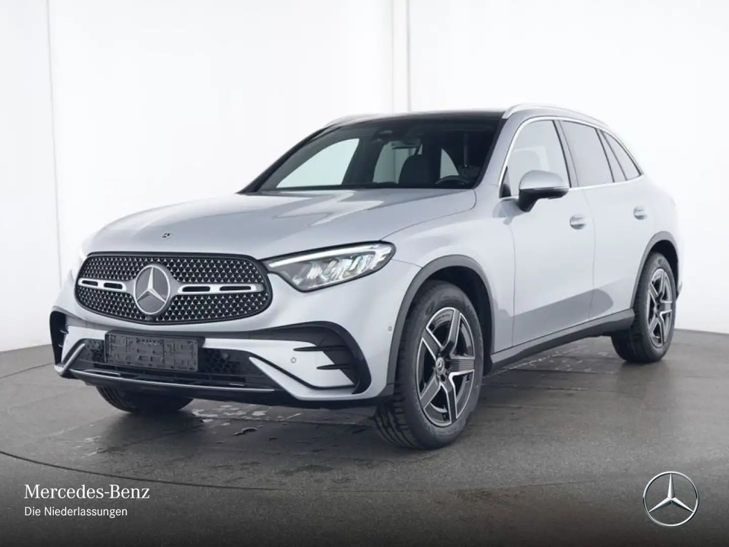 Mercedes-Benz GLC 200 4M AMG+PANO+AHK+LED+KAMERA+TOTW+KEYLESS+9G Silber - 2