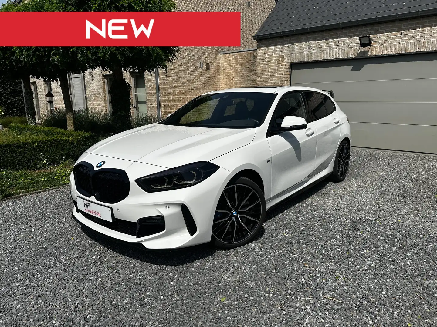 BMW 118 118iA Pack M Performance Blanc - 1