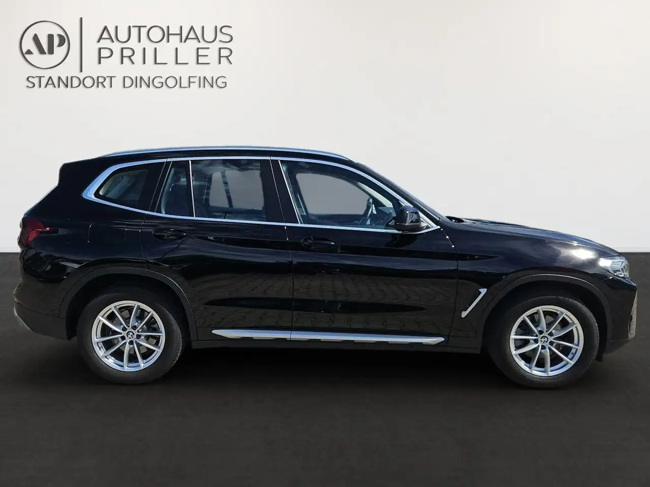 BMW X3 xDrive 20i/Leder/HUD/Laser/DAB/Standheizung, миниатюра 5