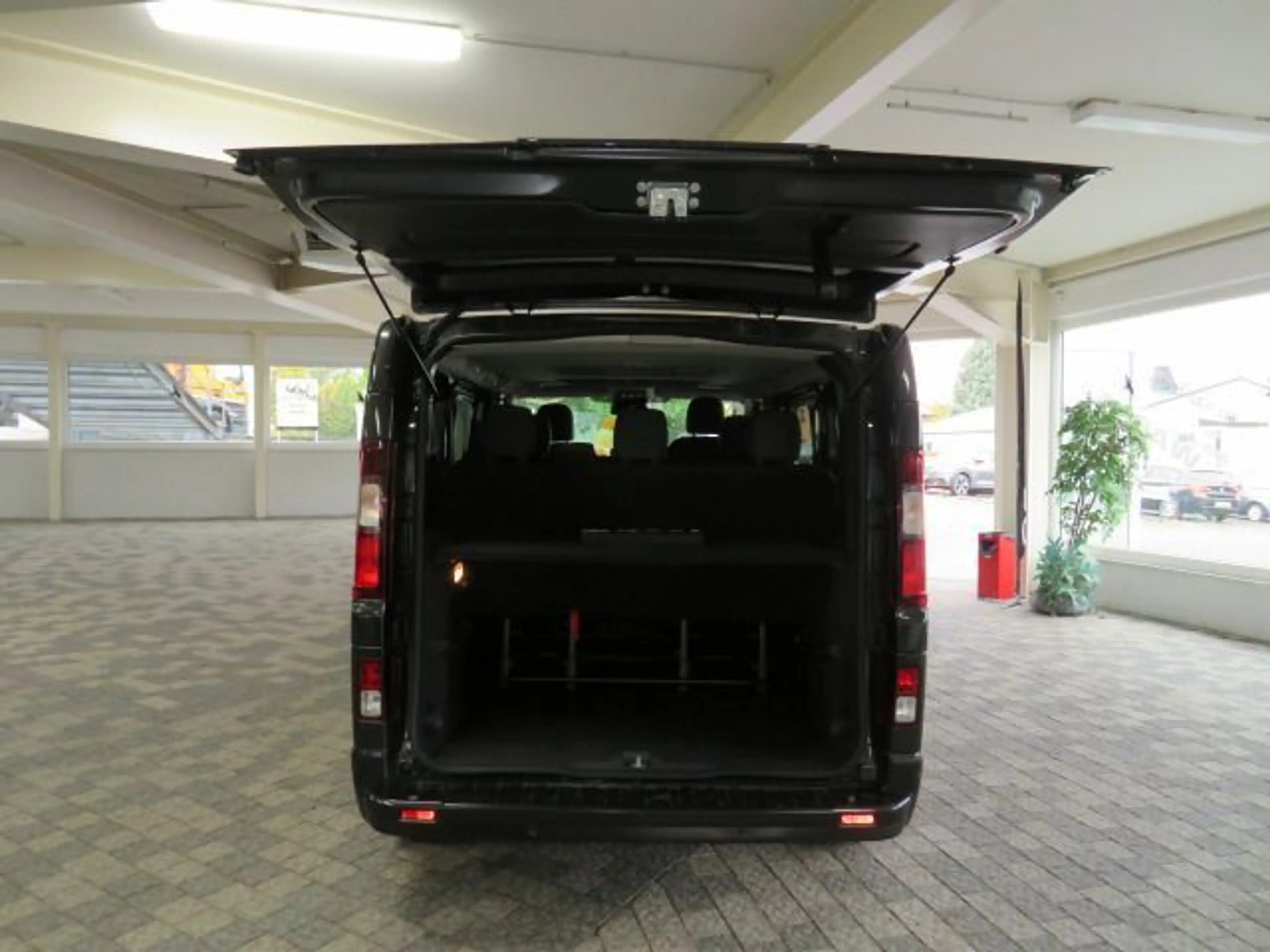 Nissan Primastar Kombi L1H1 2,8t Tekna,Designe,Winter — photo 8