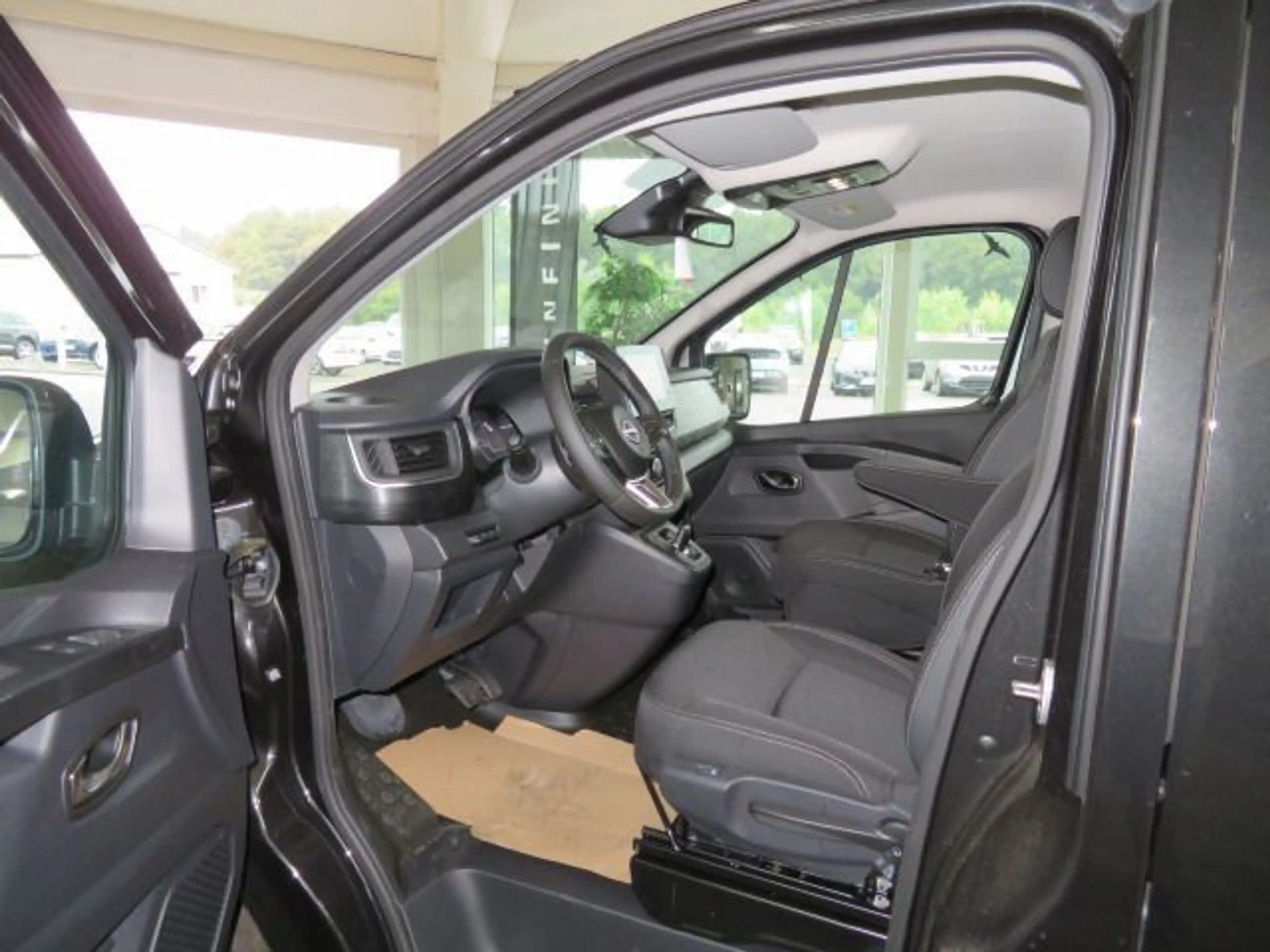 Nissan Primastar Kombi L1H1 2,8t Tekna,Designe,Winter — photo 10