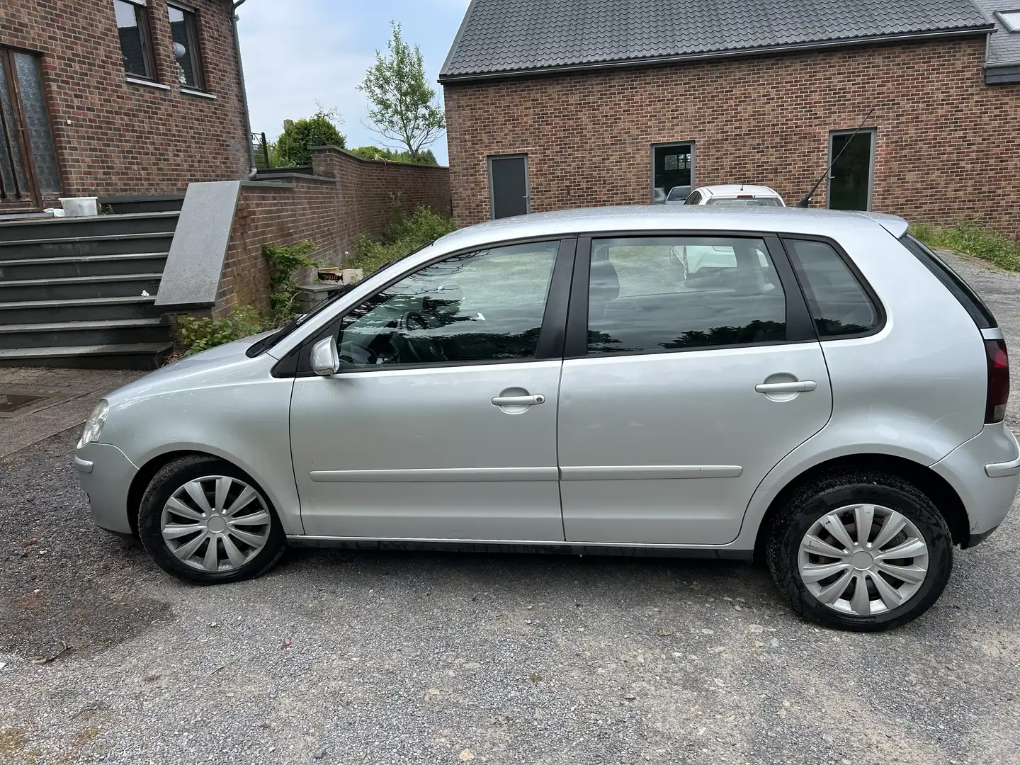 Volkswagen Polo - 1