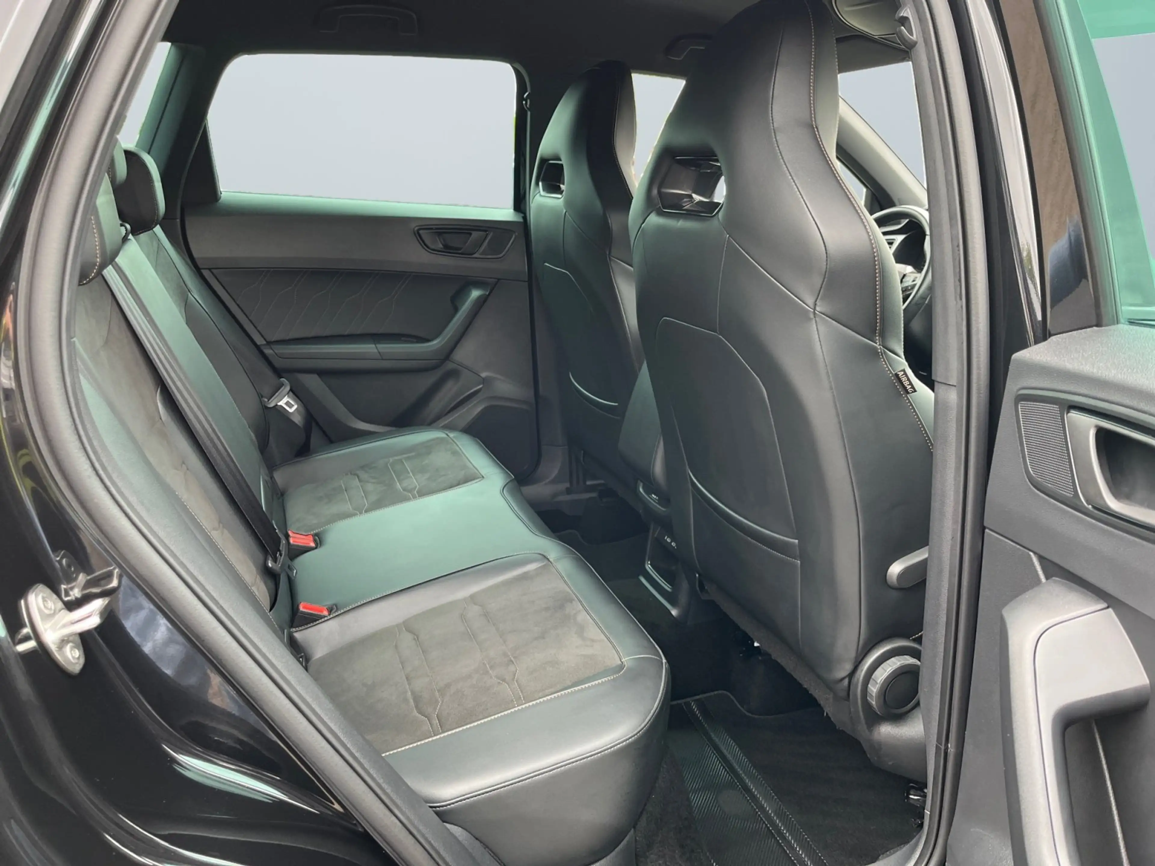 CUPRA Ateca 2.0 TSI 4Drive DSG Beats Soundsystem — photo 11