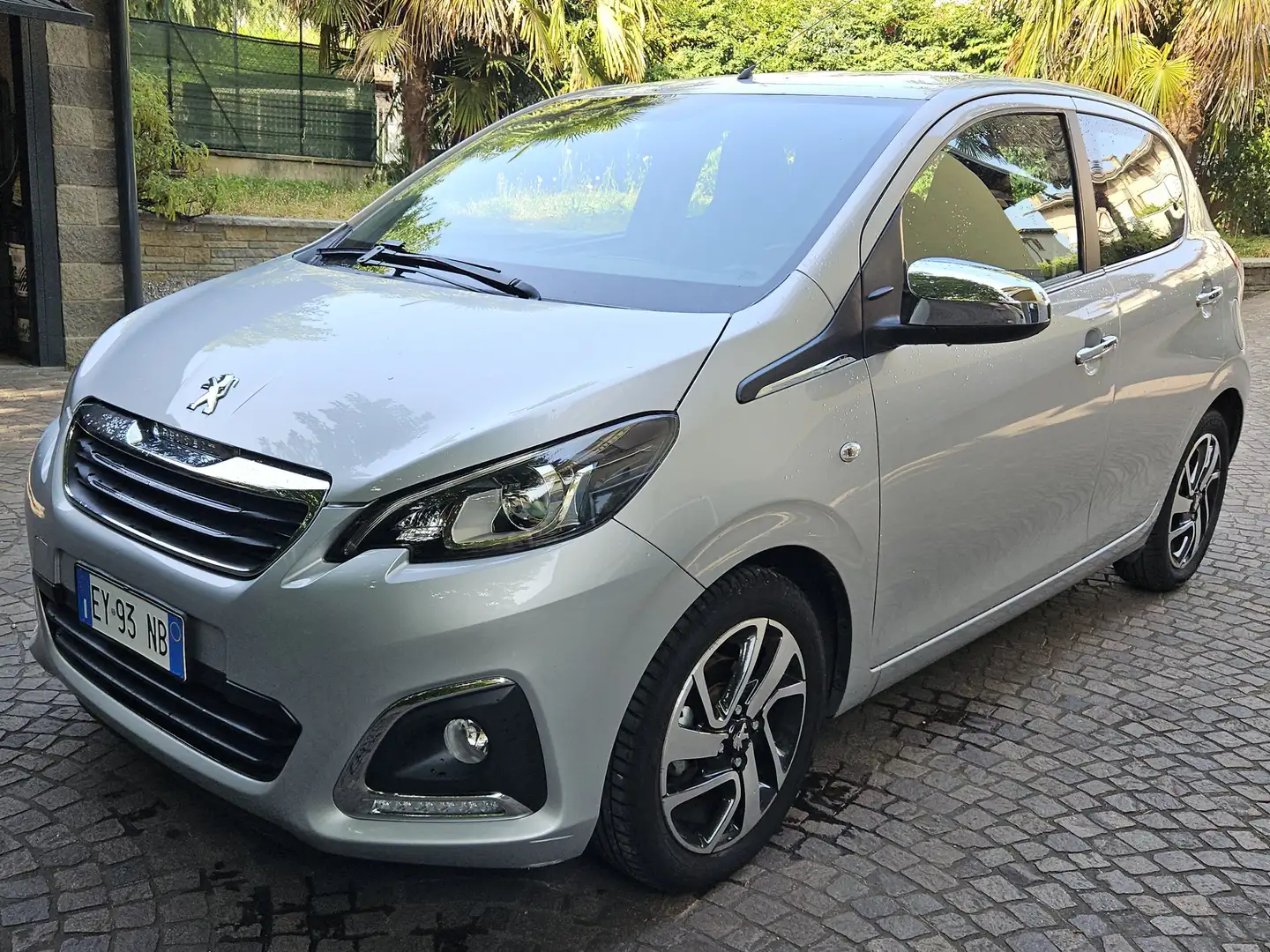 Peugeot 108 108 5p 1.2 vti 12v Allure - 1