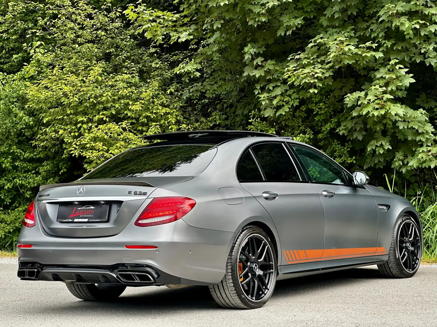 Mercedes-Benz E 63 AMG S 4Matic+*EDITION1*CARBON*KERAMIK*PERFORMANCESITZE Grau - 2