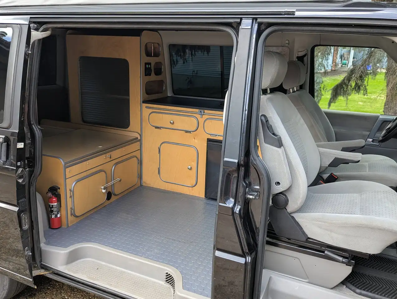 Volkswagen Eurovan снимка Volkswagen Eurovan