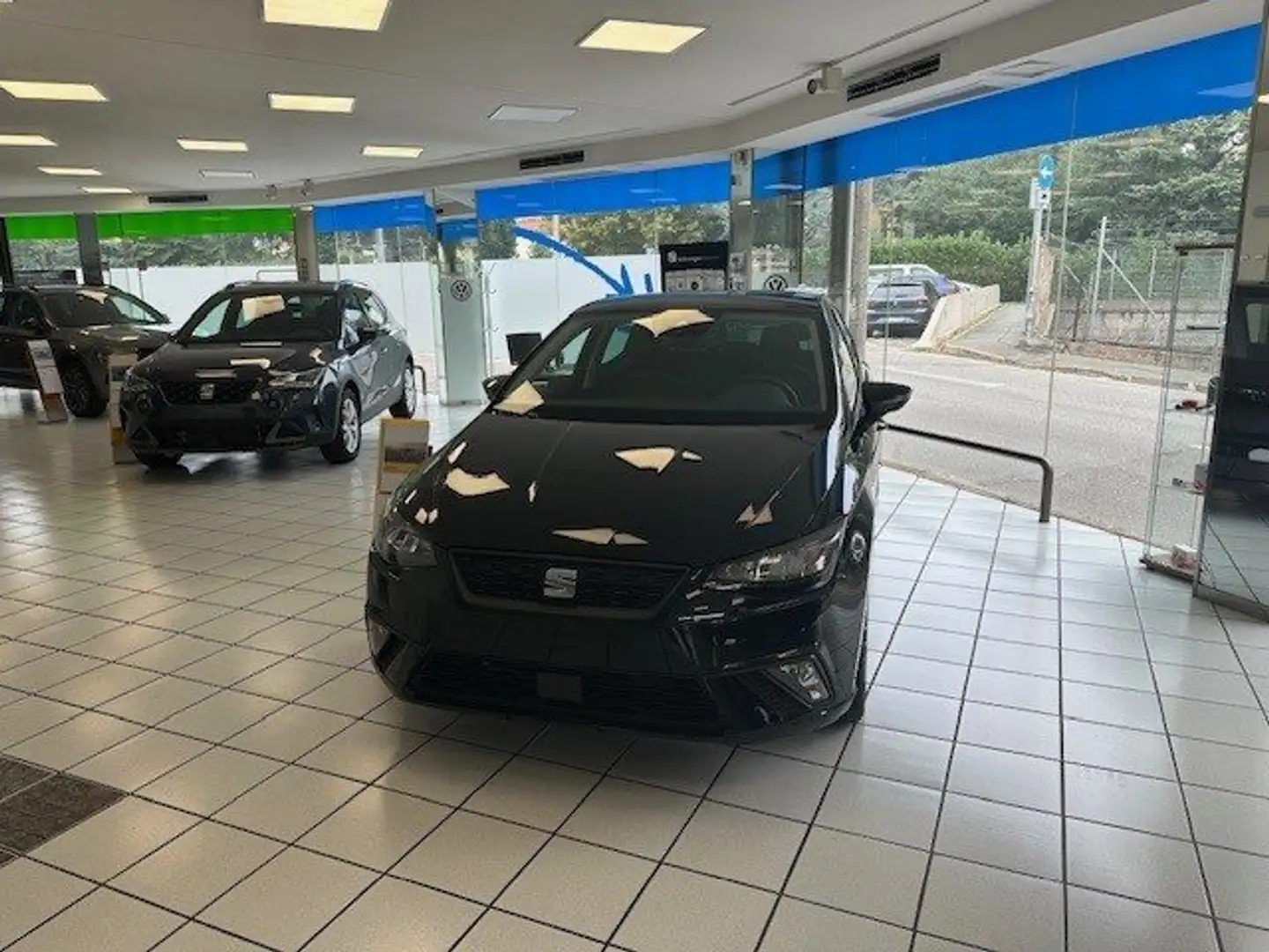 SEAT Ibiza 1.0 ecotsi anniversary 95cv Grigio - 1