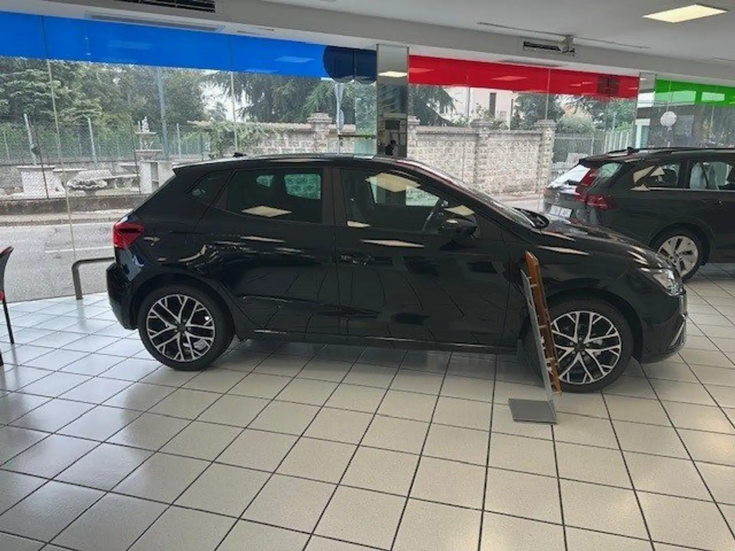 SEAT Ibiza 1.0 ecotsi anniversary 95cv Grigio - 2