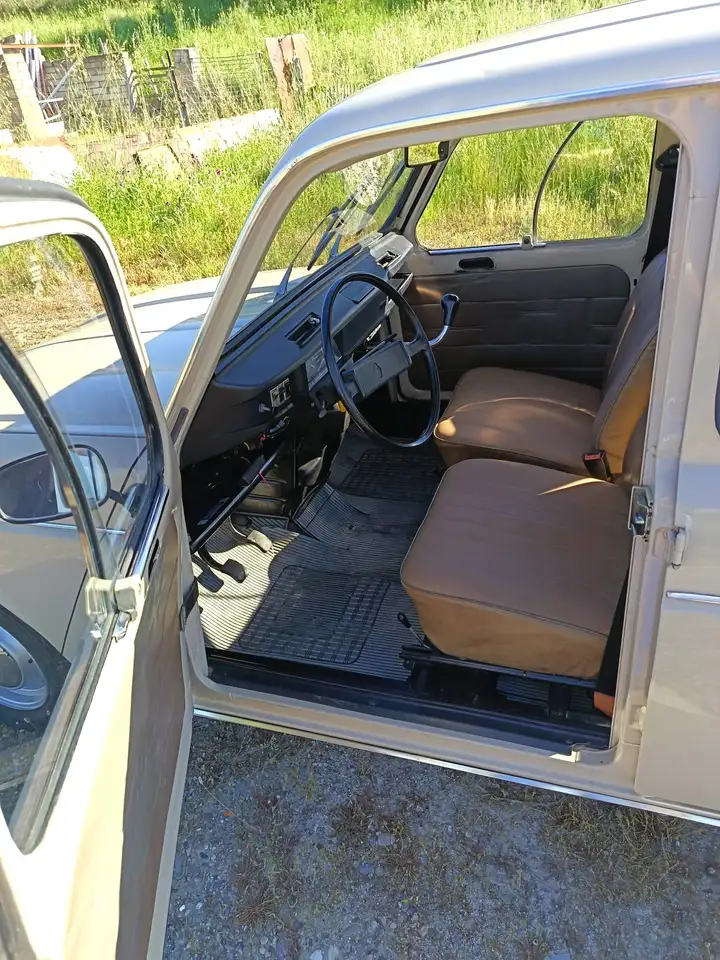 Renault R 4 850 TL, foto 3