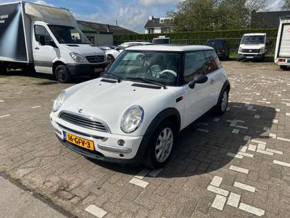 MINI One 1.6 One Salt Airco-Stuurbekr-Schuifdak-Stoelverw.