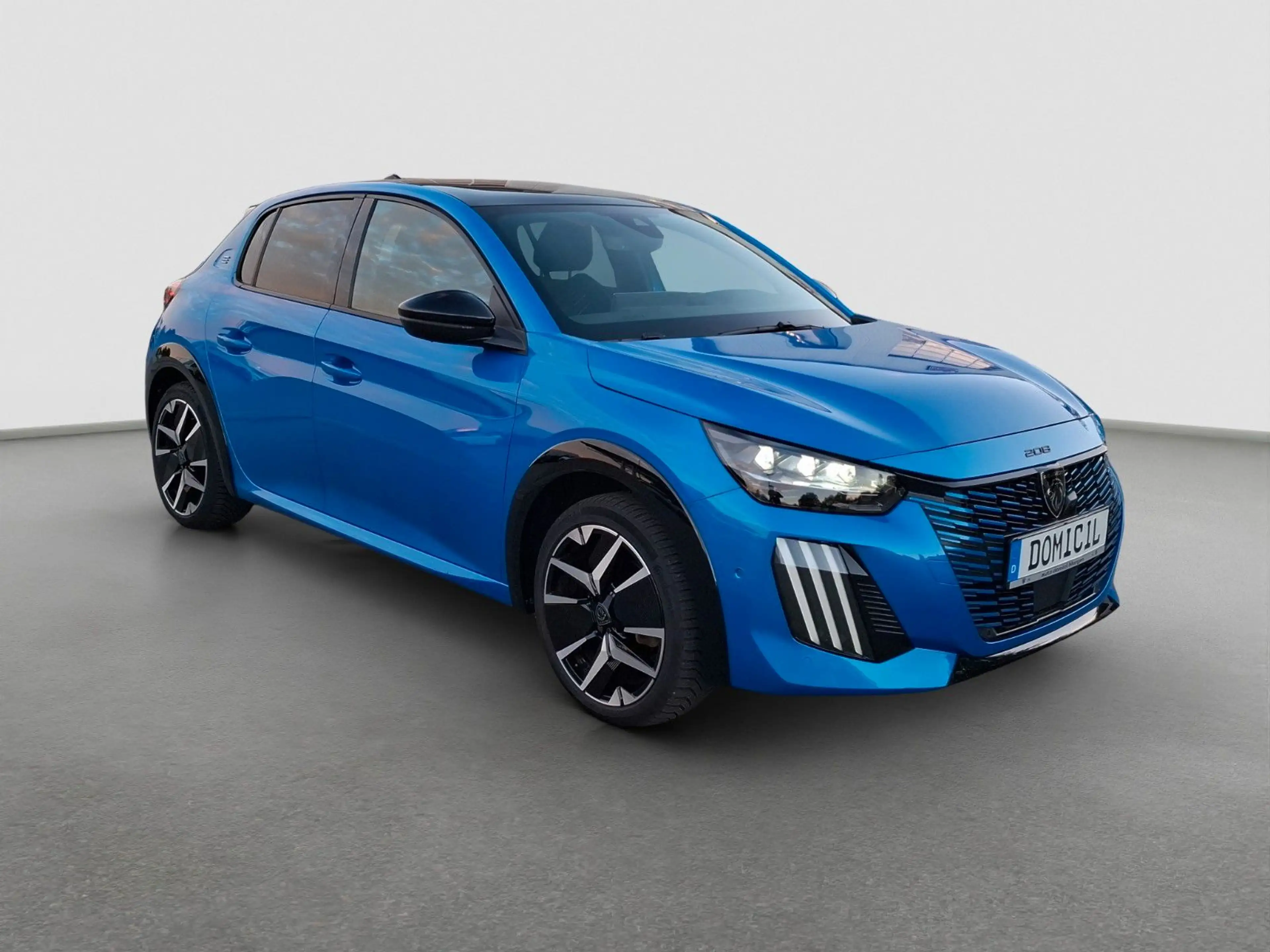 Peugeot 208 e- GT — photo 3