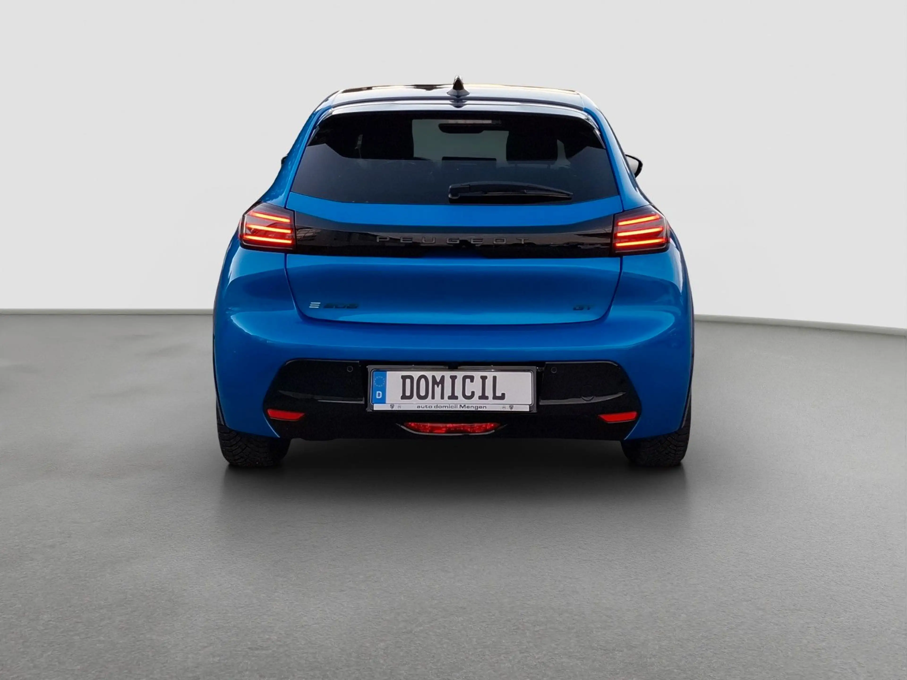 Peugeot 208 e- GT — photo 6