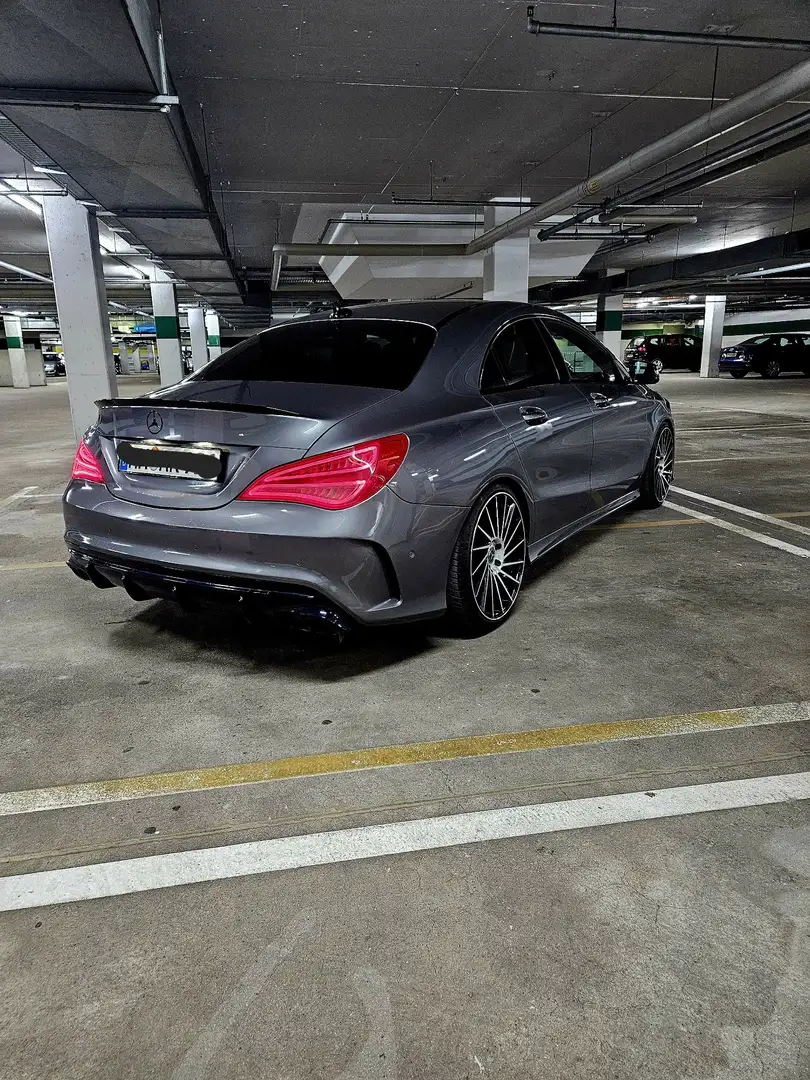 Mercedes-Benz CLA 250 CLA 250  AMG Line/ Optik CLA45 AMG Gris - 2