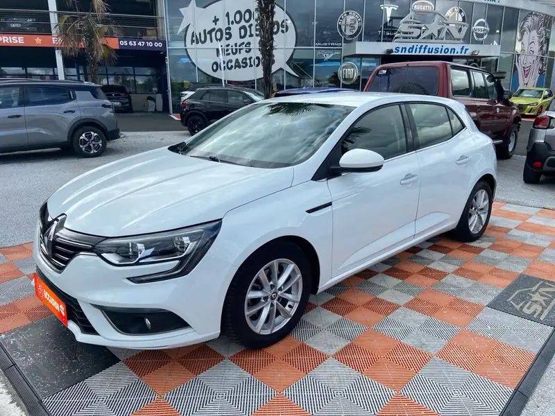 RENAULT Megane