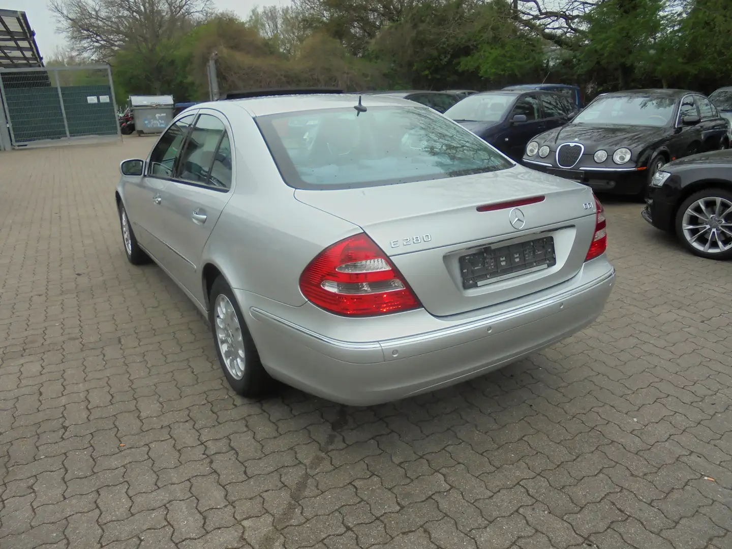 Mercedes-Benz E 280 E 280 CDI (211.023) AHK Klima Glasd. Argintiu - 2