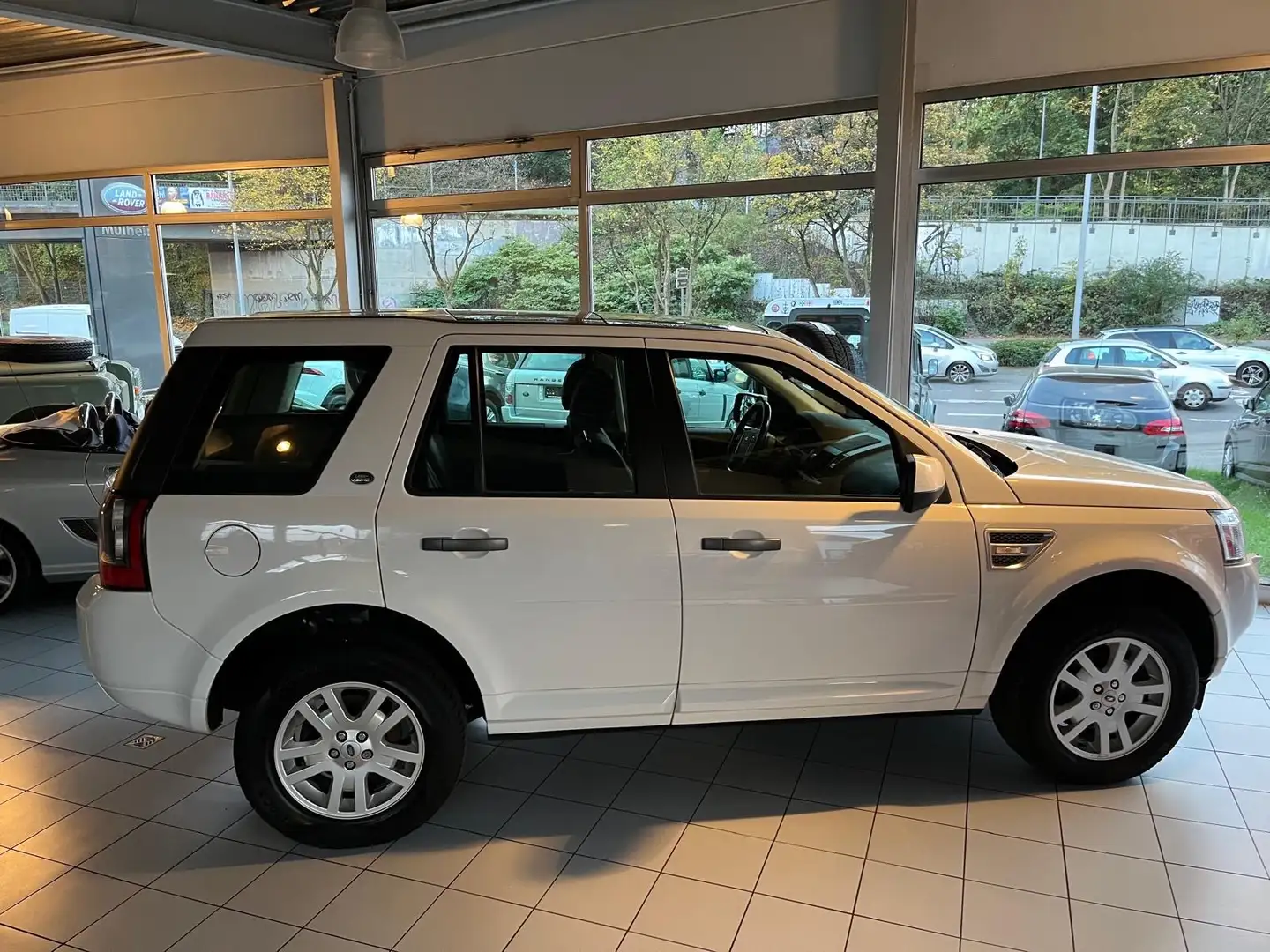 Land Rover Freelander Freelander Softback 2,0 Td4 SE Softback SE Weiß - 2