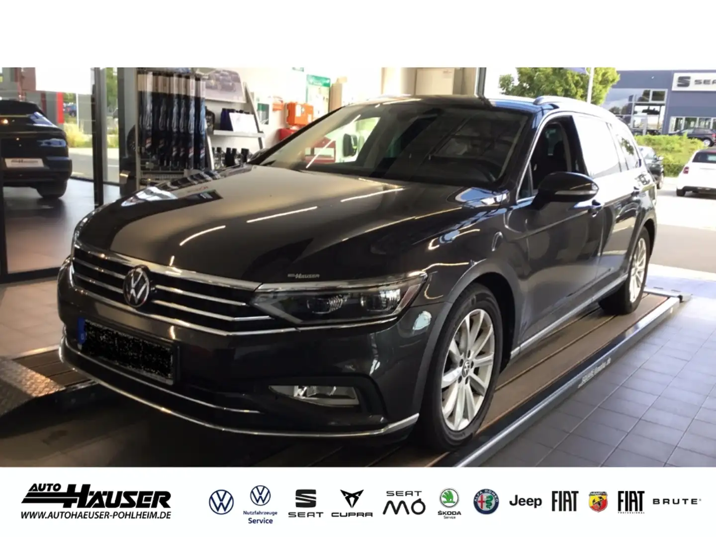 Volkswagen Passat Variant Elegance 2.0 TDI DSG AHK EL. HECKKL. NAVI KAMERA M Grijs - 1