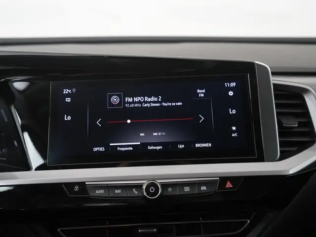 Opel Grandland view 15