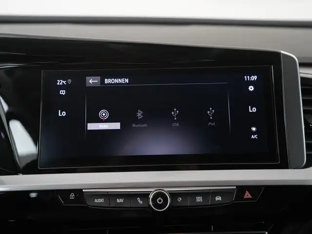 Opel Grandland view 16