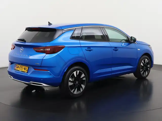 Opel Grandland view 6