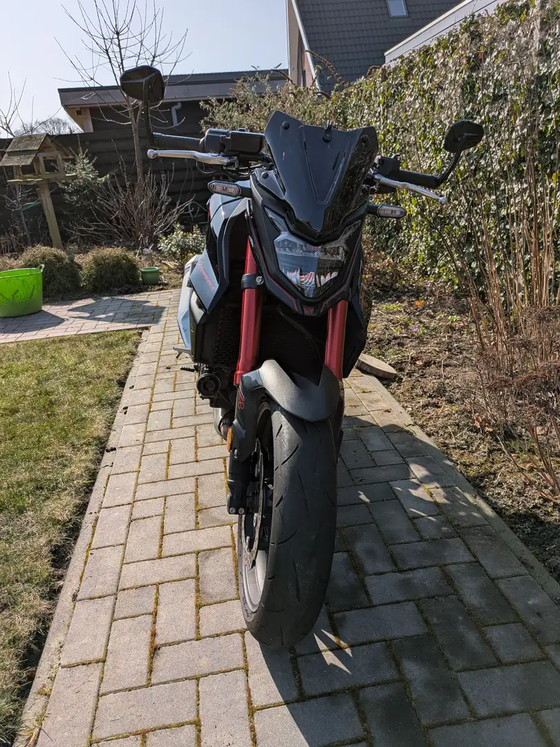 Honda CB 750 CB 750 Hornet Zwart - 2