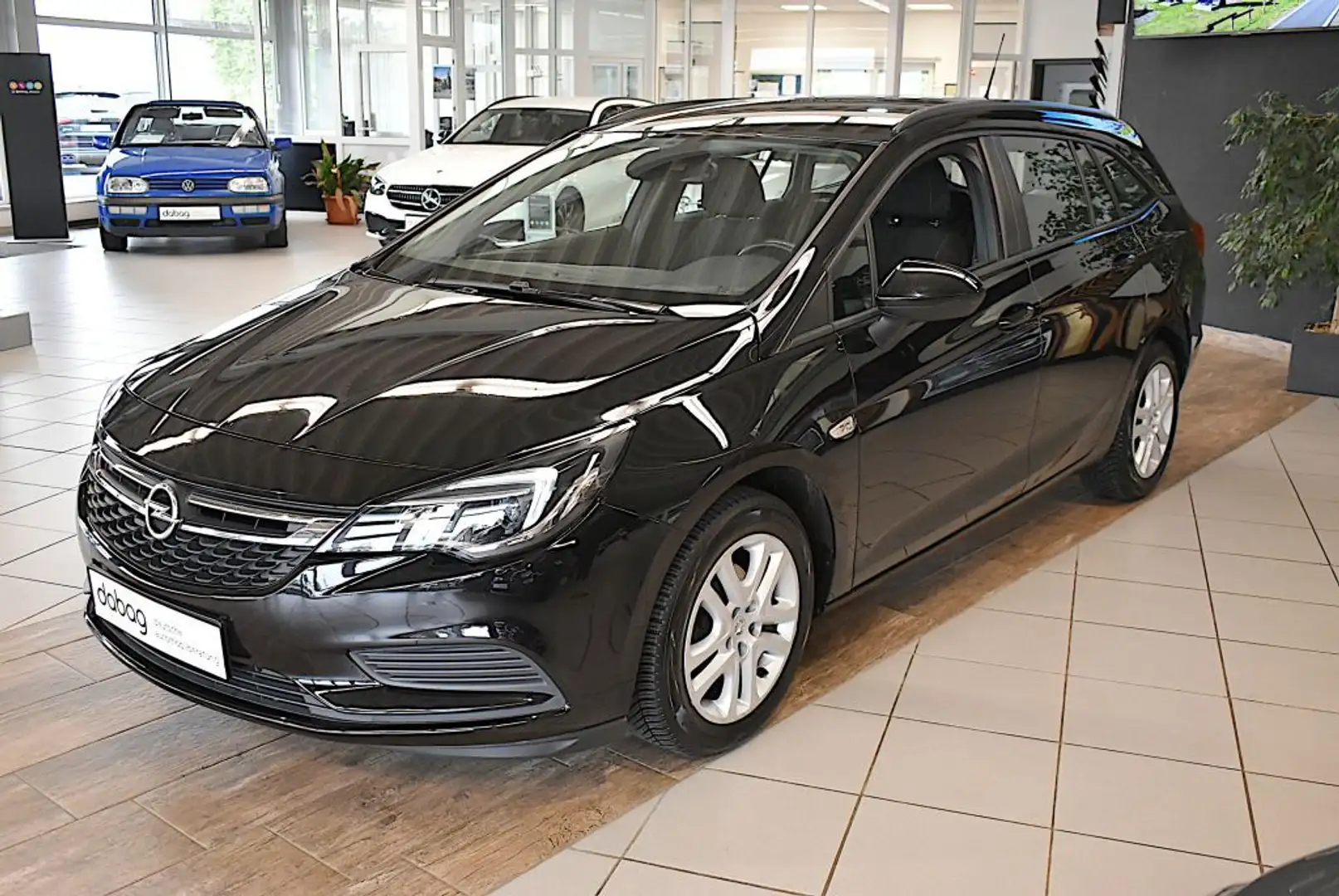 Opel Astra Sports Tourer Edition - 1