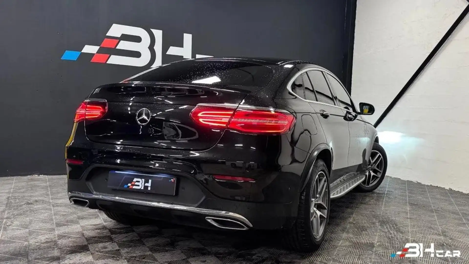 Mercedes-Benz GLC 250 Classe 2.2 250 D 205 SPORT LINE 4MATIC 9G-TRONIC BVA Noir - 2