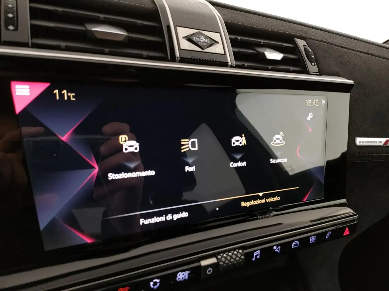 DS Automobiles DS 7 Crossback 2021 — фото 11