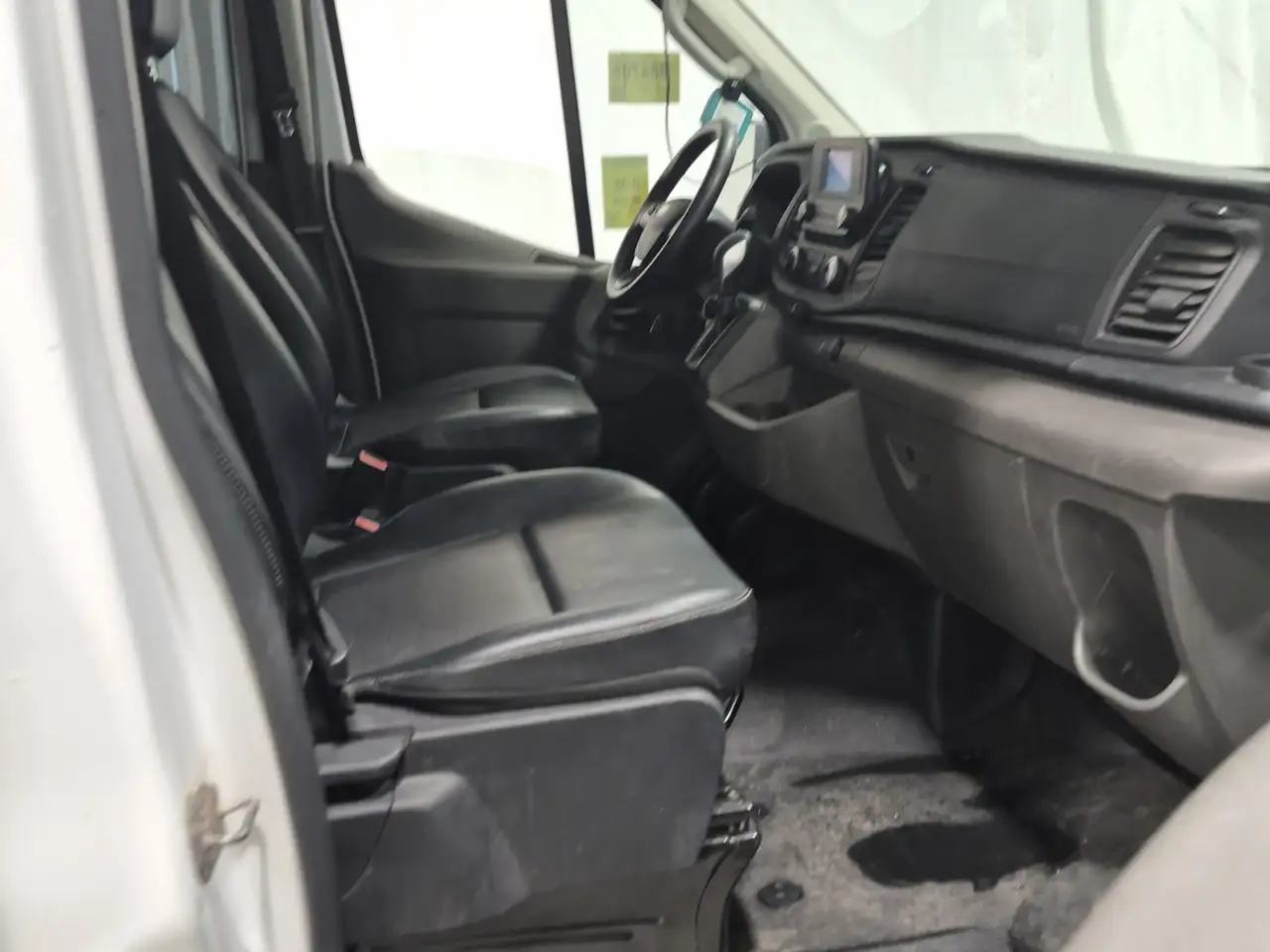 Ford Transit Cargo Van снимка Ford Transit Cargo Van