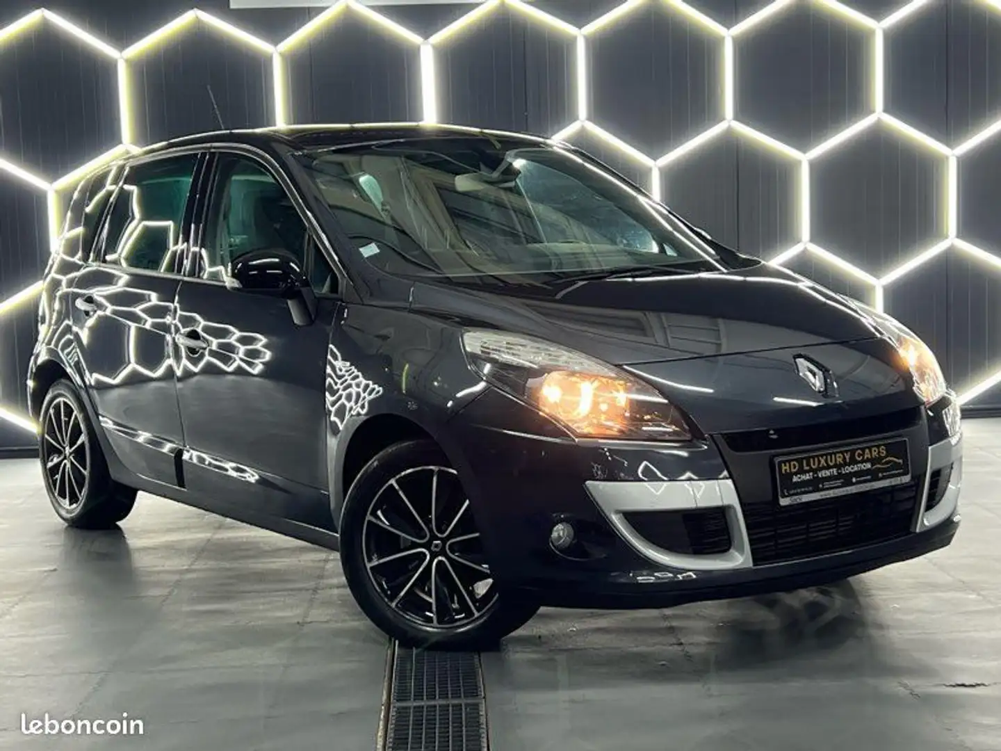 Renault Scenic édition bose dci 130 cv Grijs - 1